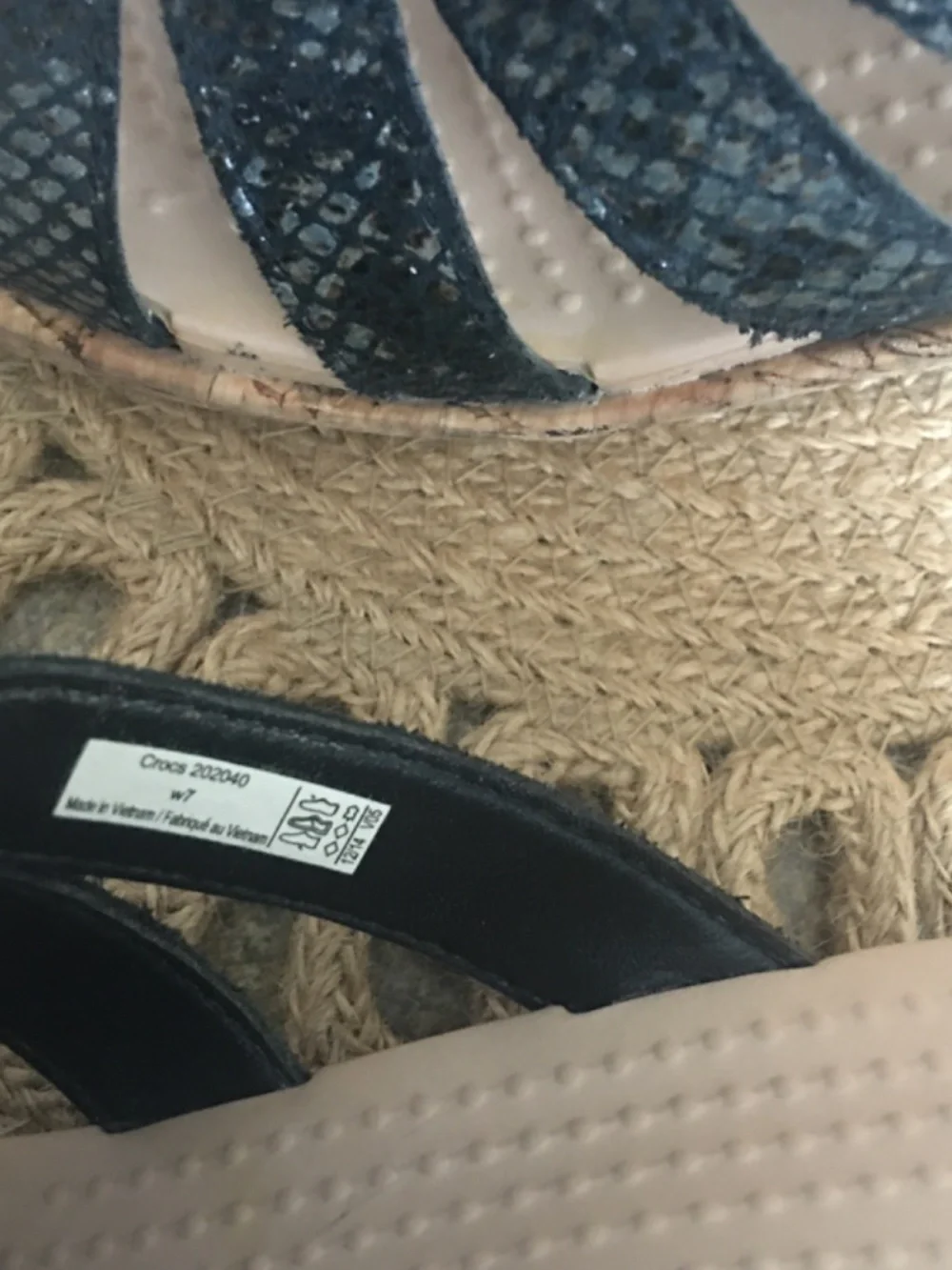 CROCS Black Snakeskin Print Cork Wedge Sandals SIZE 7